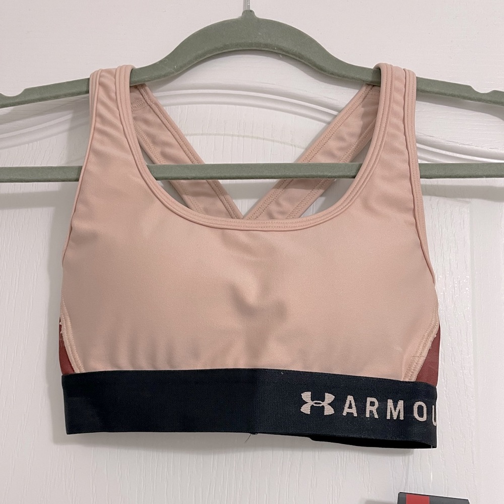 NWT Under Armour, medium support, two tone sports bra